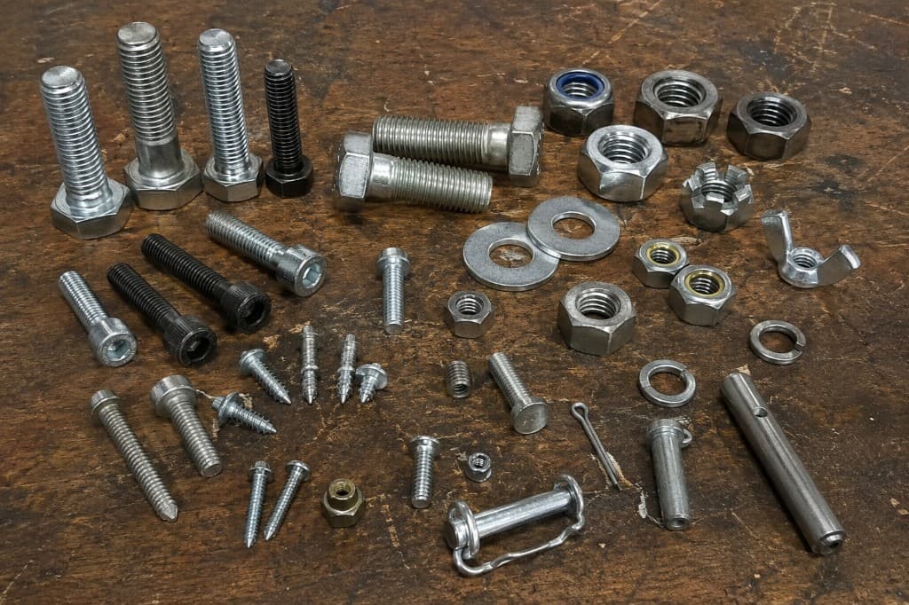 Industrial fasteners factory supply UAE